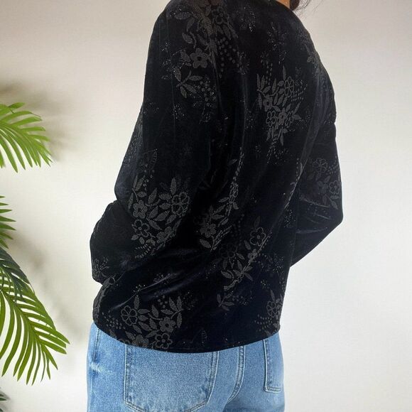 Vintage 90s Black Whimsigoth Fairy Grunge Floral Velvet Open Belly Top /Sz: 10 - Picture 2 of 6